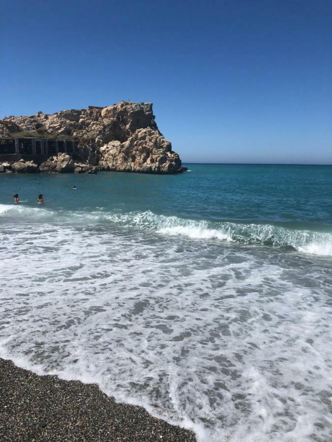 דירות Salobreña Vacaciones En El Mar מראה חיצוני תמונה